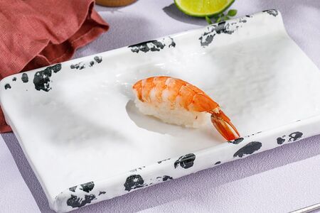 Нигири суши креветка
