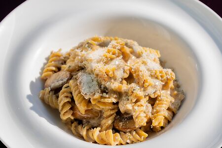 Паста с белыми грибами