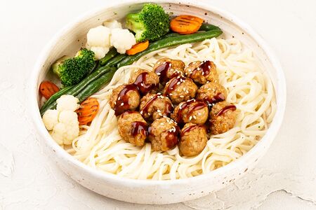 Мясные фрикадельки терияки