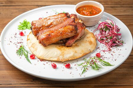 Шашлык из свиных ребер