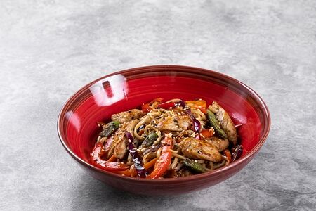 Удон со свининой