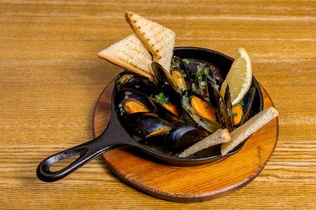 Мидии Марнье