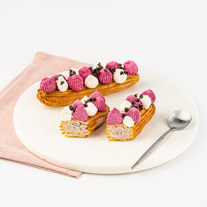 Эклер Чёрная смородина