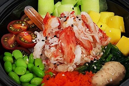 Поке с камчатским крабом