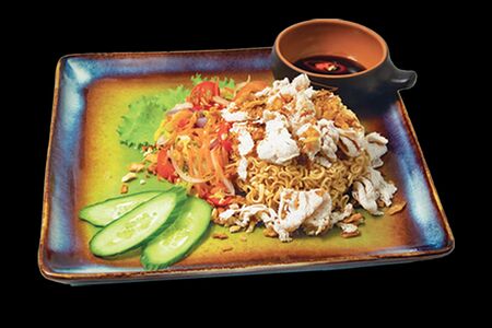 Ми том сао с уткой Mi Tom Xao Vit