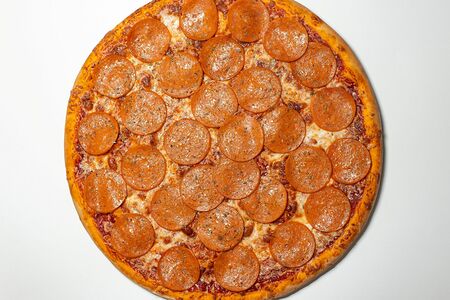 Пицца с пепперони