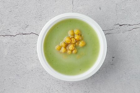 Суп из брокколи с нутом