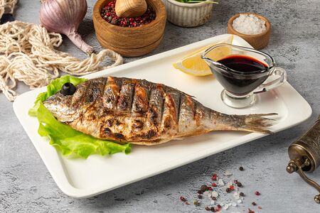 Дорадо на мангале