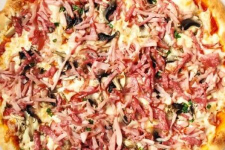 Пицца Ветчина и грибы сливочная 