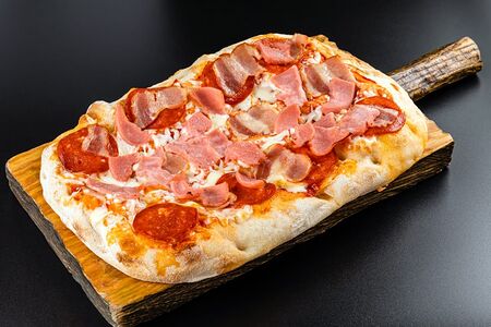 Пиццета Мясная (20 см)