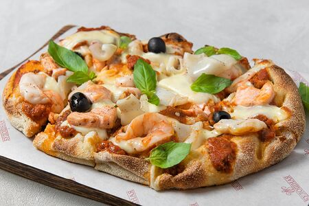 Римская пицца с морепродуктами