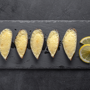 Гребешок на раковине сырный