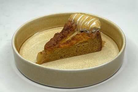 Грушевый пирог с кремом горгондзола