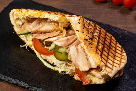 Шаурма в лепешке