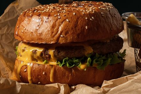 Бургер с телятиной