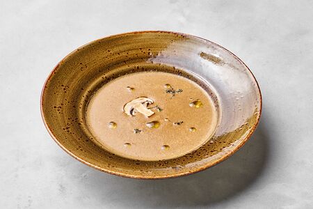 Крем-суп из белых грибов и шампиньонов