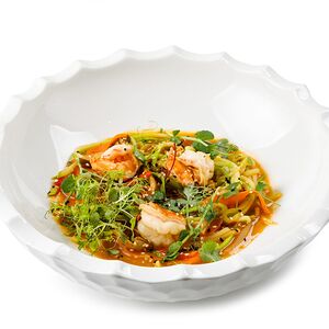Лапша яичная с креветками