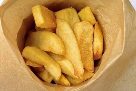 Картофель фри с пармезаном и трюфельным маслом