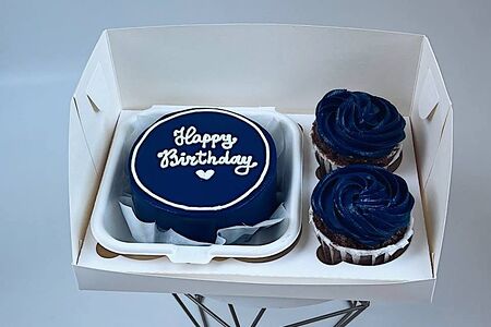 Набор №1 бенто-торт и 2 капкейка синих Happy birthday