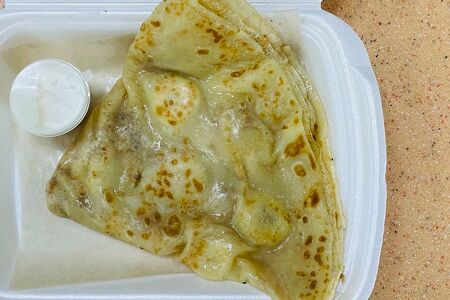 Блин по сгущенным молоком и консервированным ананасом