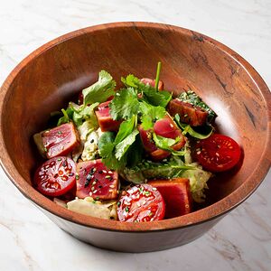 Салат с тунцом