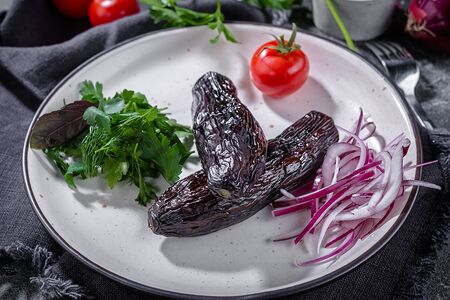 Шашлык из свежих баклажан