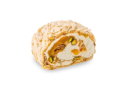 Меренговый рулет с манго