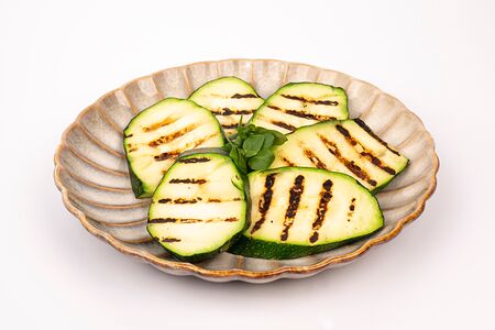 Цукини на гриле