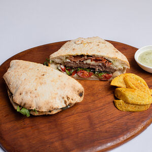 Նապոլիտանական պանինի սենդվիչ