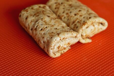 Блинчики фаршированные Моцарелла и ветчина