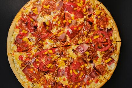 Пицца Мясной пир