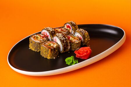 Темпура-ролл с лососем