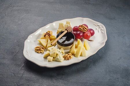 Сырная тарелка