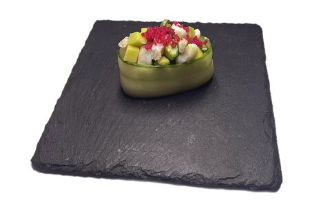 Гункан огурец с креветкой