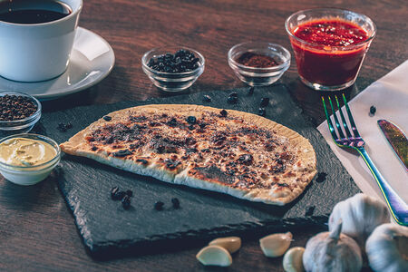 Кутаб с курицей и сыром