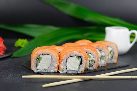 Ролл Филадельфия классик