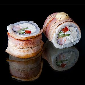 Бекорадо под соусом Спайси