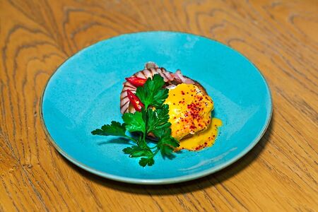 Бенедикт с беконом