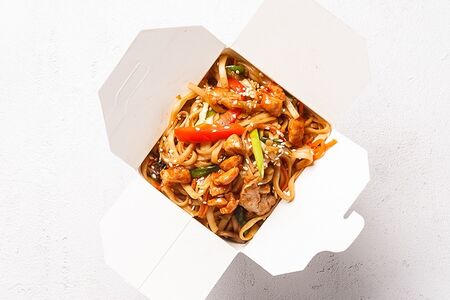 Wok с курицей