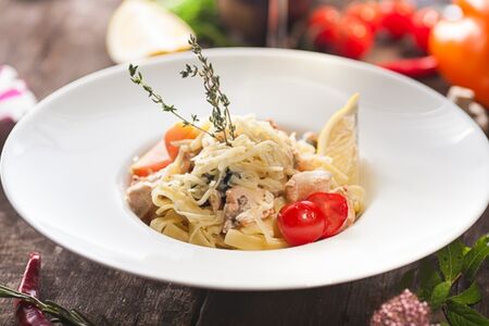 Феттуччине с лососем