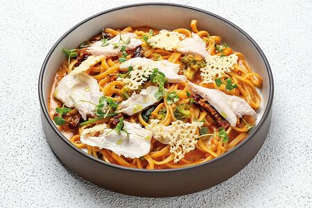 Лингвини с цыпленком