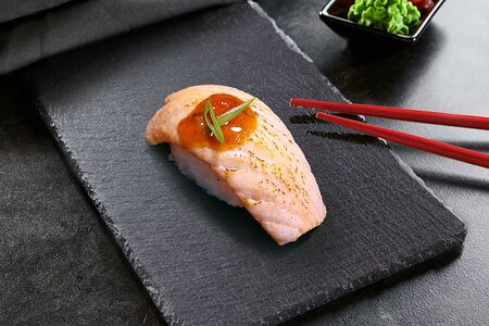 Сяке хинобайсен маринадо