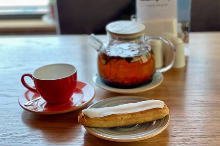 Эклер ванильный