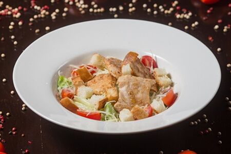 Салат Цезарь с курицей 
