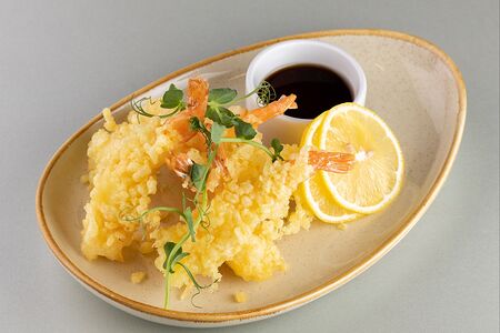 Тигровая креветка в кляре с соусом темпура