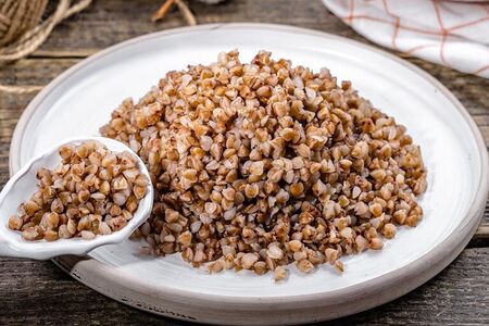 Гречка отварная с грибами и луком