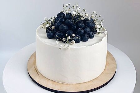 Торт №8 для девушки Ваниль-клубника