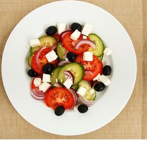 Салат греческий