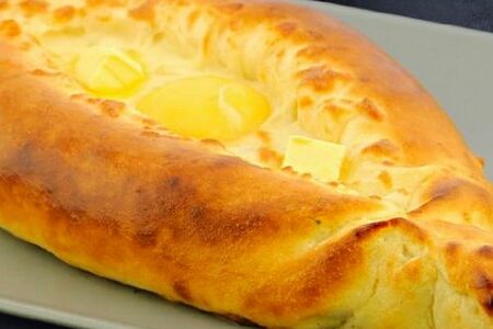 Хачапури по-аджарски