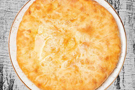 Осетинский пирог с фасолью (Кадуджин)